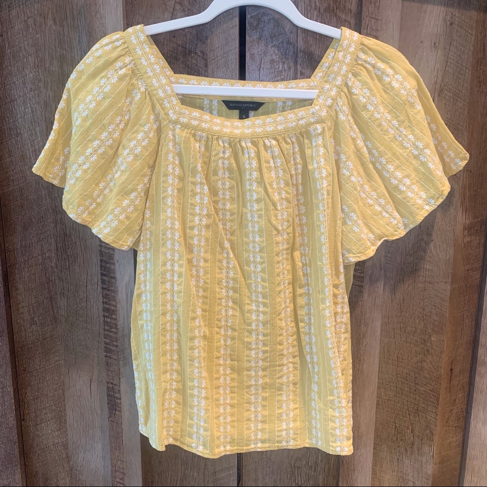 Banana Republic Yellow Summer Blouse white embroidery S